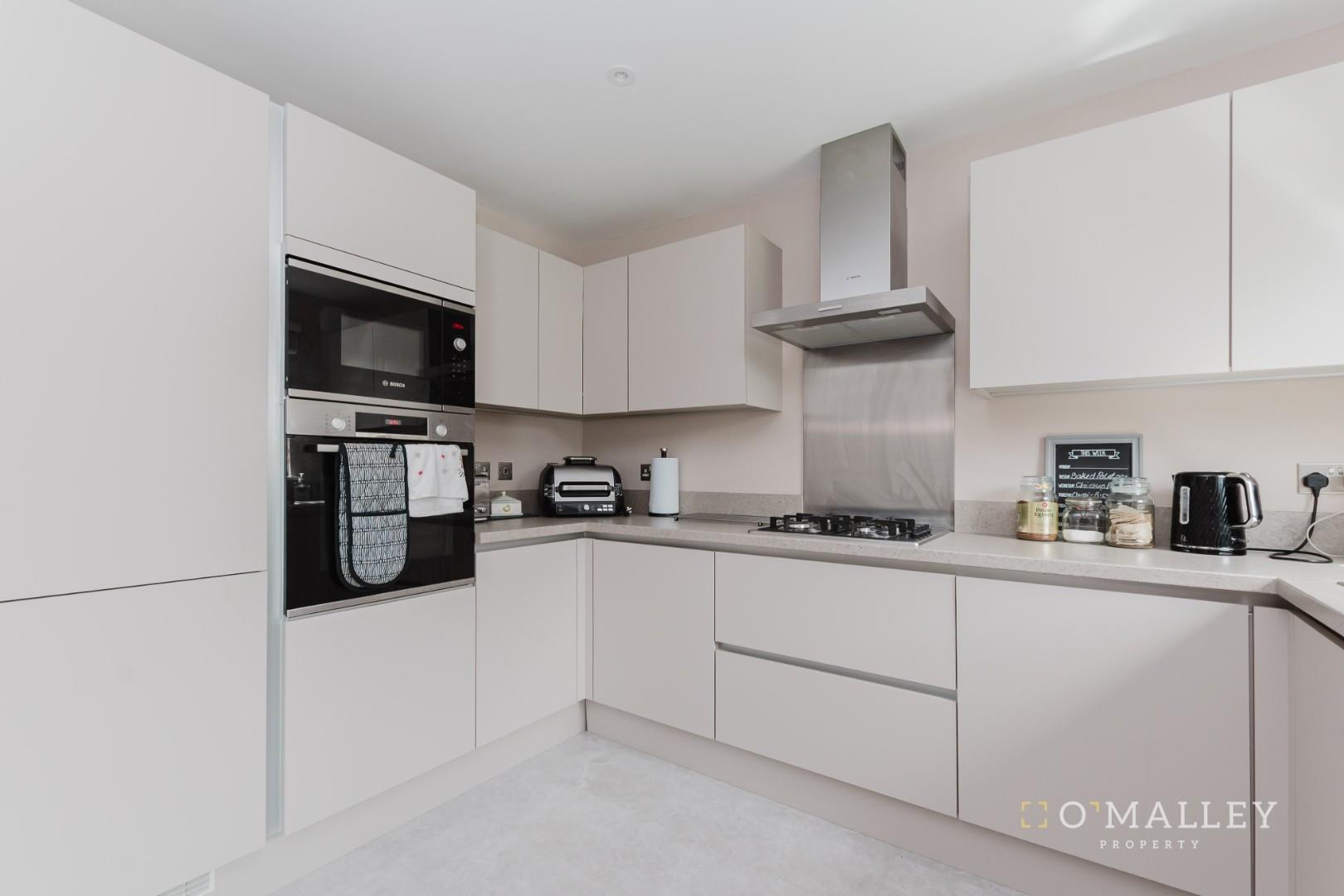 16Alexander_Coatbridge_Kitchen_03.jpg